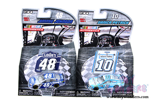 Lionel Racing - Nascar Authentics Race Cars Wave 4 (1/64 scale diecast model car) 10205-W4