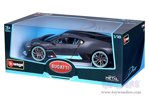 BBurago - Bugatti Divo Hardtop (1/18 scale diecast model car, Blue/Matte Black) 11045BU