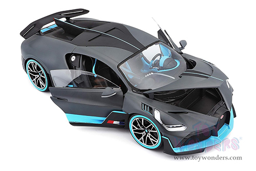 BBurago - Bugatti Divo Hardtop (1/18 scale diecast model car, Blue/Matte Black) 11045BU