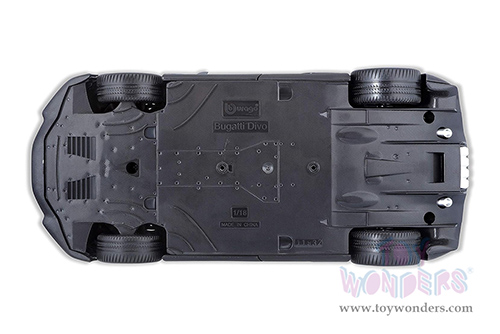 BBurago - Bugatti Divo Hardtop (1/18 scale diecast model car, Blue/Matte Black) 11045BU