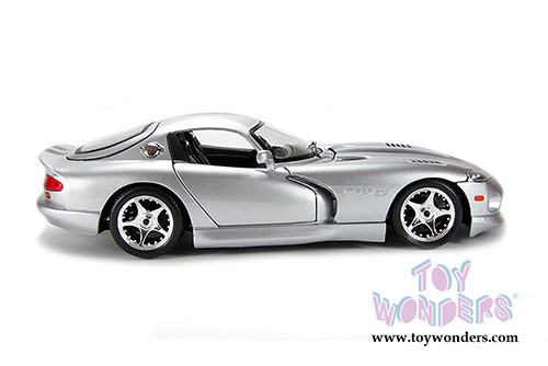 BBurago - Dodge Viper GTS Coupe Hardtop (1/18 scale diecast model car, Silver) 12041SV