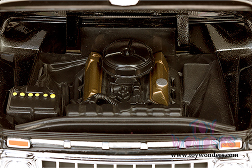 Sun Star USA - Ford F-100 Custom Cab Pickup (1965, 1/18 scale diecast model car, Raven Black) 1273BK