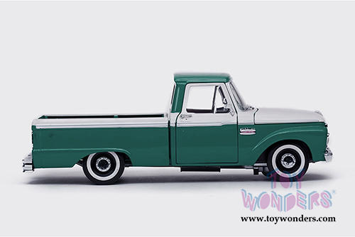 Sun Star USA - Ford F-100 Custom Cab Pickup (1965, 1/18 scale diecast model car, Wimbledon White/Holly Green) 1274GN