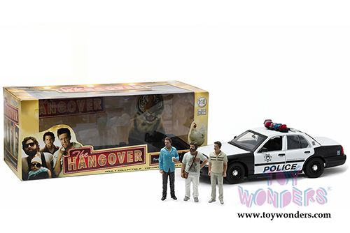 Greenlight - The Hangover - Ford Crown Victoria Police Interceptor Hard Top (2000, 1/18 scale diecast model car, White/Black) 12911