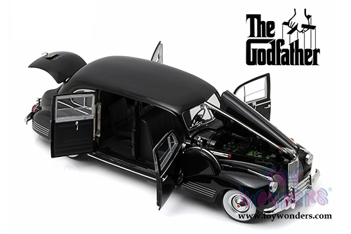 Greenlight - The Godfather Packard Super Eighty One - Eighty Hardtop (1941, 1/18 scale diecast model car, Black) 12948