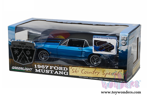 Greenlight - Ford Mustang Coupe with Ski Rack "Ski Country Special" Hard Top (1967, 1/18 scale diecast model car, Vail Blue w/Black Stripes) 12965