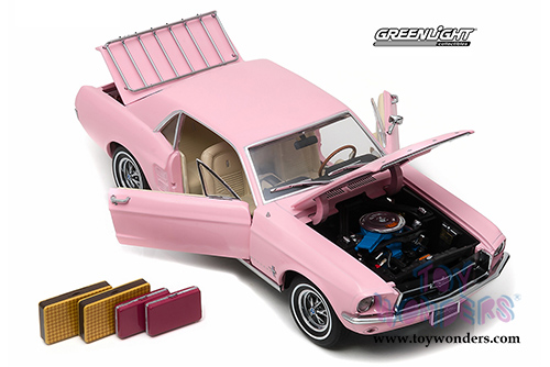 Greenlight - Ford Mustang Coupe with Luggage Rack Hard Top (1967, 1/18 scale diecast model car, Playboy Pink) 12966
