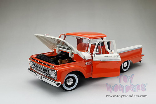 Sun Star - Ford F-100 Custom Cab Pickup (1965, 1/18 scale diecast model car, Orange/Cream) 1301