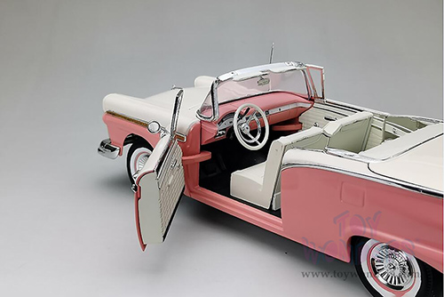 Sun Star - Ford Fairlane 500 Skyliner (1957, 1/18 scale diecast model car, Sunset Coral/Colonial White) 1344
