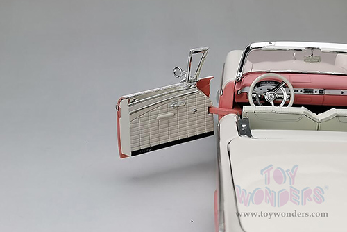 Sun Star - Ford Fairlane 500 Skyliner (1957, 1/18 scale diecast model car, Sunset Coral/Colonial White) 1344