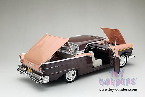 Sun Star - Ford Fairlane 500 Skyliner (1957, 1/18 scale diecast model car, Silver Mocha/Coral Sand) 1345