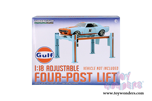 Greenlight - Adjustable Four-Post Lift Gulf Oil (1/18 scale) 13503