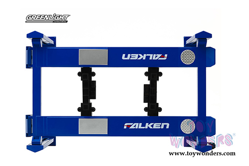 Greenlight - Adjustable Four-Post Lift - Falken Tires (1/18 scale) 13553