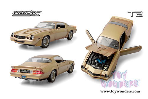 Greenlight  - Chevrolet&reg; Camaro Z/28&reg; Hardtop - Terminator 2: Judgement Day (1991 Movie)(1979, 1/18 scale diecast model car, Gold) 13573