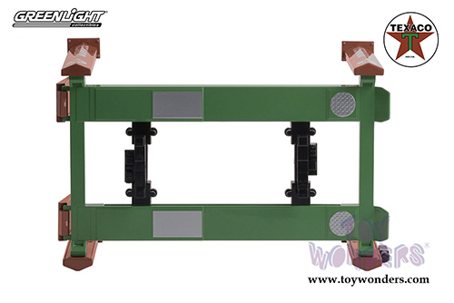 Greenlight - Adjustable Four-Post Lift - Texaco (1/18 scale) 13590