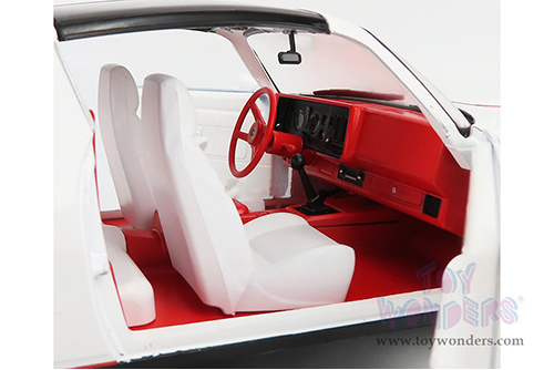 Greenlight - Chevrolet&reg; Camaro Z/28 62nd Indianapolis 500 Mile Sweepstakes Official Parade Car (1978, 1/18 scale diecast model car, White) 13598