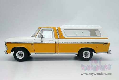 Greenlight - Ford F-100 Pickup Truck Accent Panel and Deluxe Box Cover (1975, 1/18 scale diecast model car, Chrome Yellow) 13621