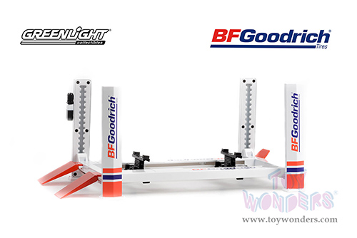 13629 Greenlight Adjustable Four-Post Lift diecast model car accessory
