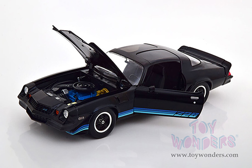 Greenlight - Chevrolet&reg; Camaro Z/28&reg; T-top (1981, 1/18 scale diecast model car, Black) 13635