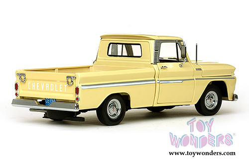 Sun Star USA - Chevy C-10 Style Side Pickup (1965, 1/18 scale diecast model car, Yellow) 1364