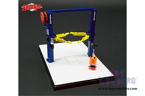 GMP - Two Post Lift (1:43 Scale, Blue/Yellow) 14301