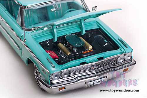 Sun Star USA - Ford Galaxie 500/XL Hard Top (1963, 1/18 scale diecast model car, Peacock Blue) 1466