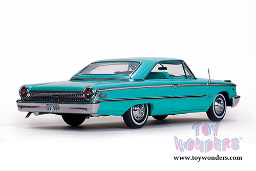 Sun Star USA - Ford Galaxie 500/XL Hard Top (1963, 1/18 scale diecast model car, Peacock Blue) 1466