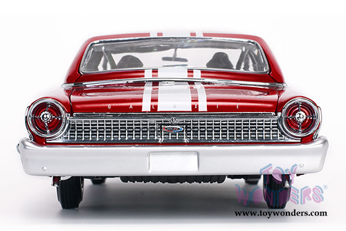 Sun Star USA - Ford Galaxie 500/XL #15 B. Williams/M. Steele Goodwood Revival 2011 St. Mary’s Trophy Race (1963, 1/18 scale diecast model car, Red/White) 1472