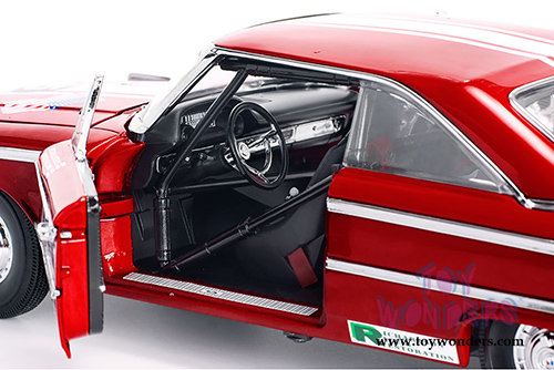 Sun Star USA - Ford Galaxie 500/XL #15 B. Williams/M. Steele Goodwood Revival 2011 St. Mary’s Trophy Race (1963, 1/18 scale diecast model car, Red/White) 1472