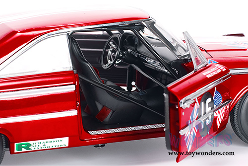 Sun Star USA - Ford Galaxie 500/XL #15 B. Williams/M. Steele Goodwood Revival 2011 St. Mary’s Trophy Race (1963, 1/18 scale diecast model car, Red/White) 1472