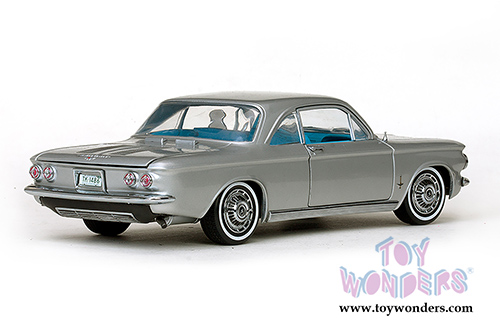 Sun Star - Chevrolet Corvair Coupe Hard Top (1963, 1/18 scale diecast model car, Satin Silver) 1486