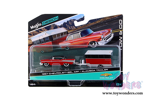 Maisto Design Tow & Go - Chevrolet Bel Air&reg; Hardtop/Alameda Trailer (1957, 1/64 scale diecast model car, Red/Black) 15368BAL