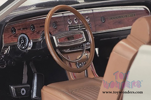 Sun Star - Mercury Cougar XR7G Hardtop (1968, 1/18 scale diecast model car, Fawn Beige) 1572