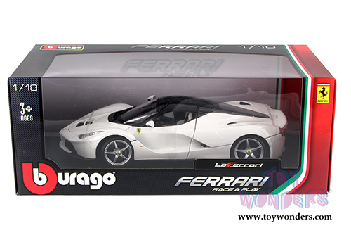 BBurago Ferrari Race & Play - LaFerrari Hard Top (1/18 scale diecast model car, White) 16001W