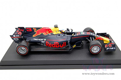 BBurago - Renault Red Bull Racing TAG Heuer RB13 #3 Daniel Ricciardo Formula One F1 (1/18 scale diecast model car, Dark Blue) 18-18002RICC