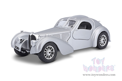 BBurago - Bugatti Atantic Hard Top (1/24 scale diecast model car, Silver) 18-22092SV