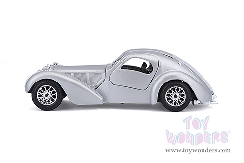 BBurago - Bugatti Atantic Hard Top (1/24 scale diecast model car, Silver) 18-22092SV