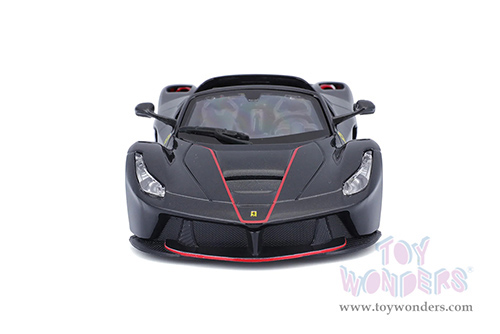 BBurago Ferrari Race & Play - Ferrari F70 Aperta (1/24 scale diecast model car, Black) 18-26022BK