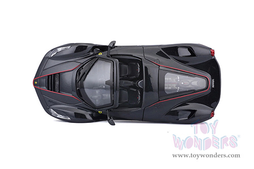 BBurago Ferrari Race & Play - Ferrari F70 Aperta (1/24 scale diecast model car, Black) 18-26022BK