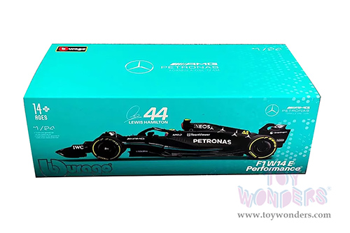 Bburago Formula Racing - Mercedes AMG Petronas F1 Team #44 Lewis Hamilton with Driver Formula One F1 W14 E Performance (2023) (1/24 scale diecast model car, Black) 18-28028/44