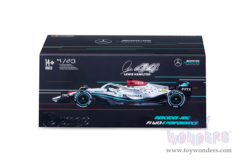 Bburago Formula Racing - AMG Petronas F1 Team #44 Lewis Hamilton with Driver Formula One F1 W13 E Performance (2022) (1/43 scale diecast model car, Silver) 18-38066/HAM
