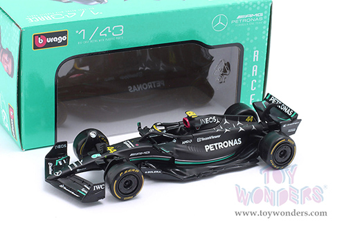 Bburago Formula Racing - Mercedes AMG Petronas F1 Team #44 Lewis Hamilton Formula One F1 W14 E Performance (2023) (1/43 scale diecast model car, Black) 18-38080/44