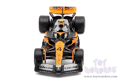 Bburago Formula Racing - McLaren F1 Team #4 Lando Norris Formula One F1 British GP (2023) (1/43 scale diecast model car, Black/Orange/Silver) 18-38087/4