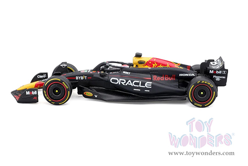 Bburago - Oracle Red Bull Racing RB20 #1 Max Verstappen with Driver Formula One F1 (2024) (1/43 scale diecast model car, Black) 18-38098/1