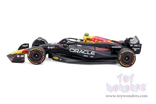 Bburago - Oracle Red Bull Racing RB20 #11 Sergio Perez with Driver Formula One F1 (2024) (1/43 scale diecast model car, Black) 18-38098/11