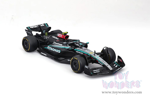 Bburago Formula Racing - Mercedes AMG Petronas F1 Team #44 Lewis Hamilton Formula One F1 W15 E Performance (2024) (1/43 scale diecast model car, Black) 18-38208/44