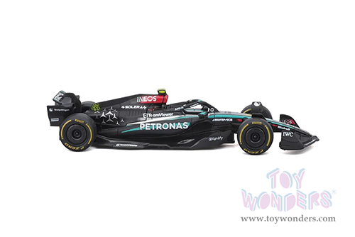 Bburago Formula Racing - Mercedes AMG Petronas F1 Team #44 Lewis Hamilton Formula One F1 W15 E Performance (2024) (1/43 scale diecast model car, Black) 18-38208/44