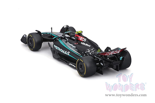 Bburago Formula Racing - Mercedes AMG Petronas F1 Team #44 Lewis Hamilton Formula One F1 W15 E Performance (2024) (1/43 scale diecast model car, Black) 18-38208/44