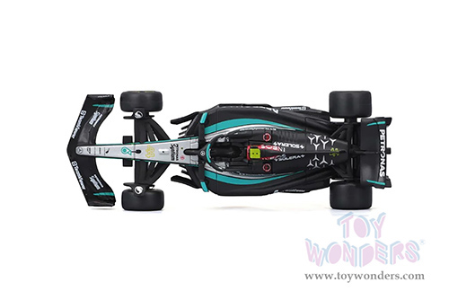 Bburago Formula Racing - Mercedes AMG Petronas F1 Team #44 Lewis Hamilton Formula One F1 W15 E Performance (2024) (1/43 scale diecast model car, Black) 18-38208/44