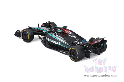 Bburago Formula Racing - Mercedes AMG Petronas F1 Team #63 George Russell Formula One F1 W15 E Performance (2024) (1/43 scale diecast model car, Black) 18-38208/63